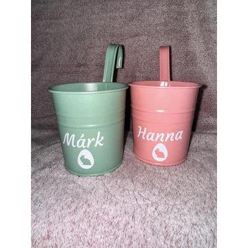 Személyre szabott tojásgyűjtő kaspó – húsvéti névvel